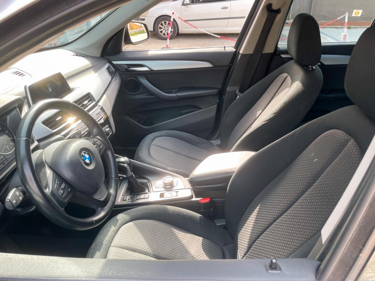 Bmw X1 xDrive18d Business