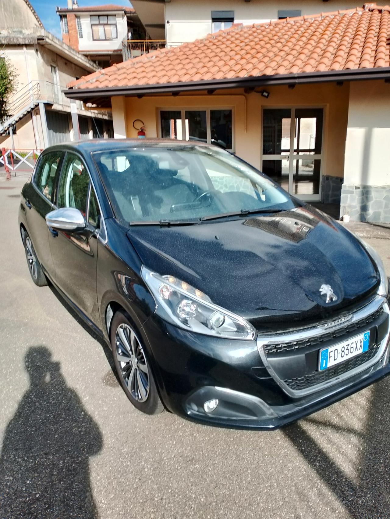 Peugeot 208 BlueHDi 75 5 porte Allure