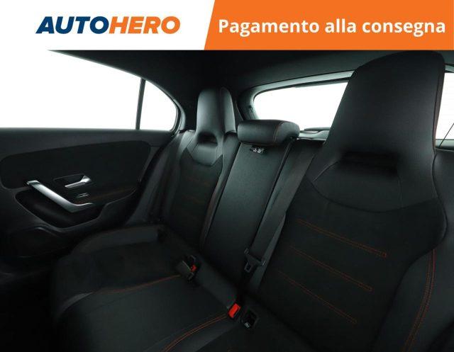 MERCEDES-BENZ A 180 d Automatic Premium