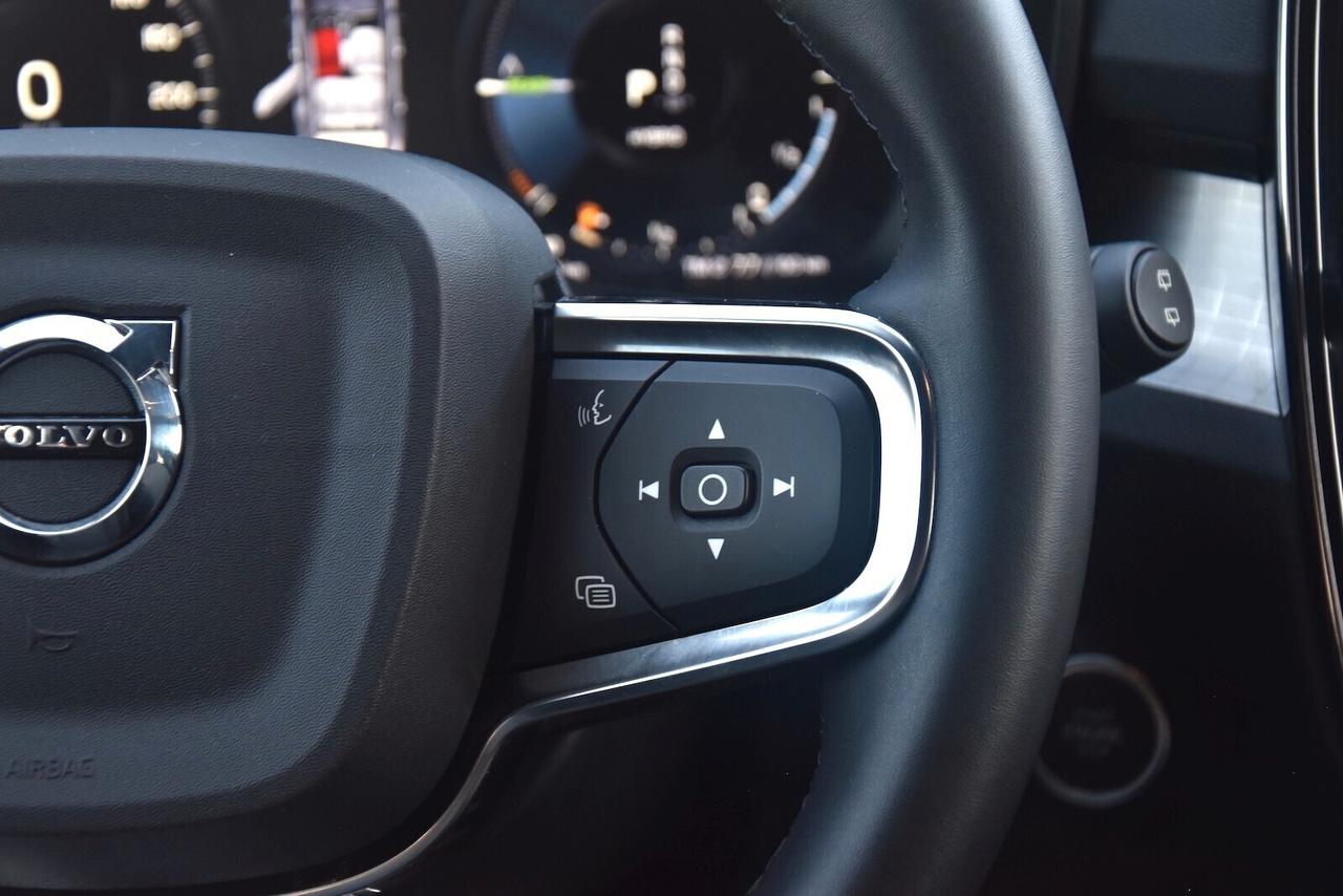 Volvo XC40 T4 Recharge Plug-in Hybrid Core