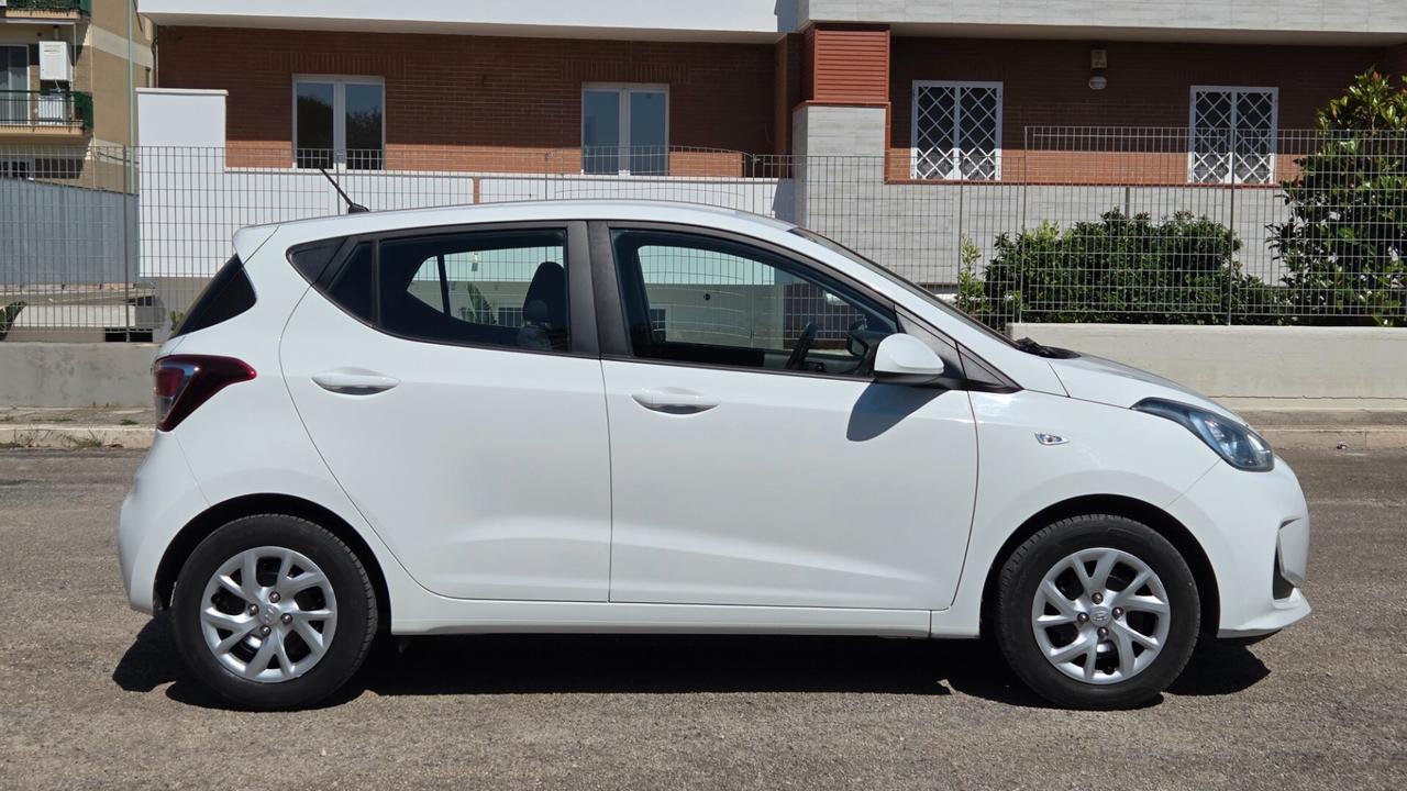 Hyundai i10 1.0 Automatica