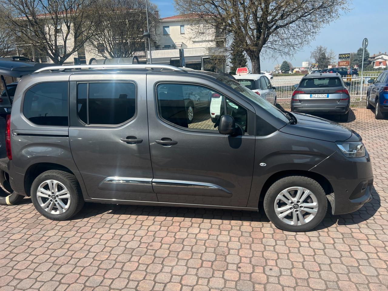 Toyota Proace Verso 1.5D L0 D Executive