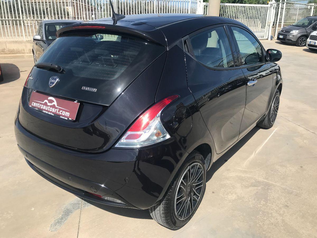 LANCIA Ypsilon 1.0 FireFly 5p.S&S Hybryd Gold