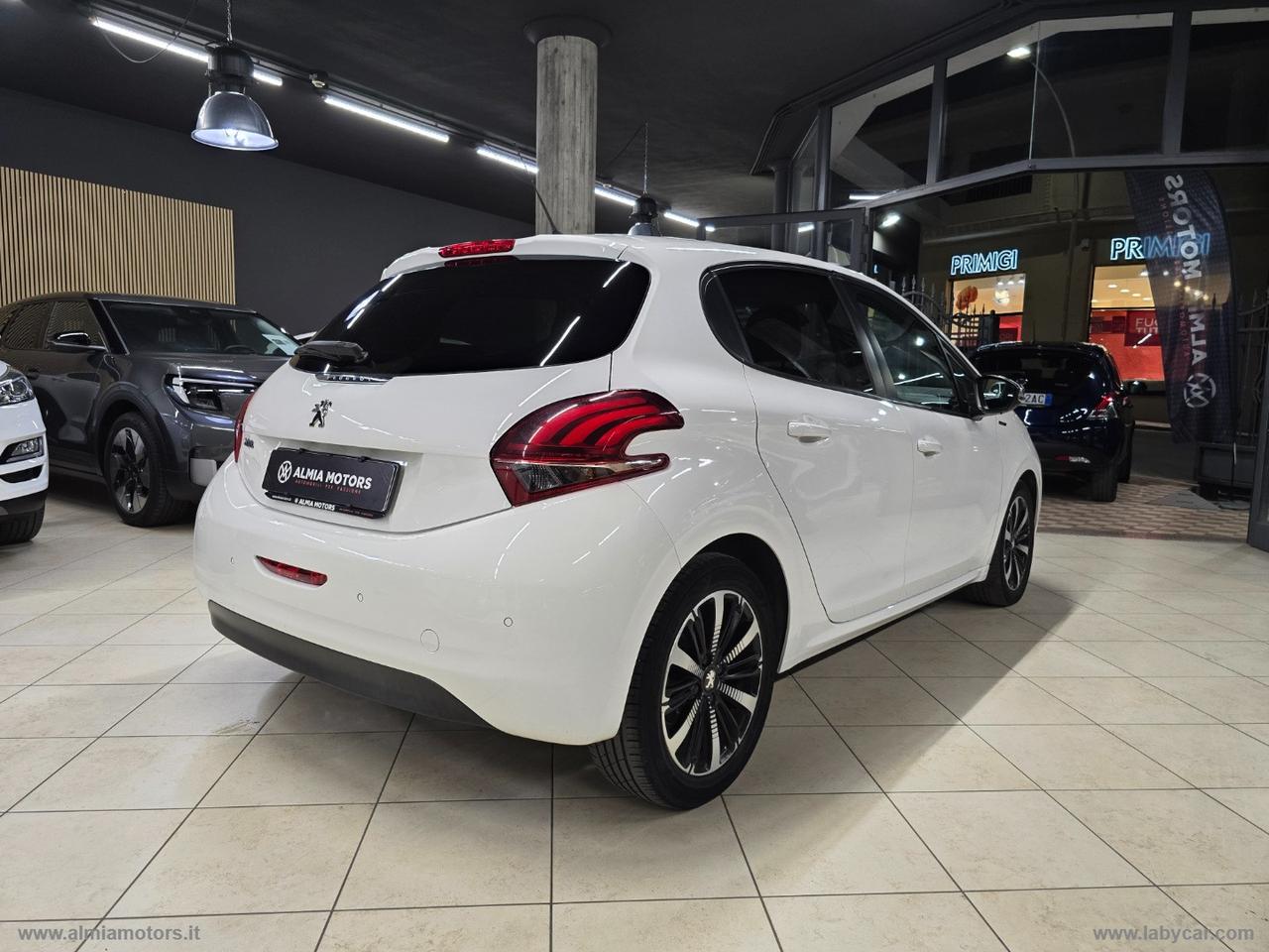 PEUGEOT 208 BlueHDi 100 S&S 5p. Signature