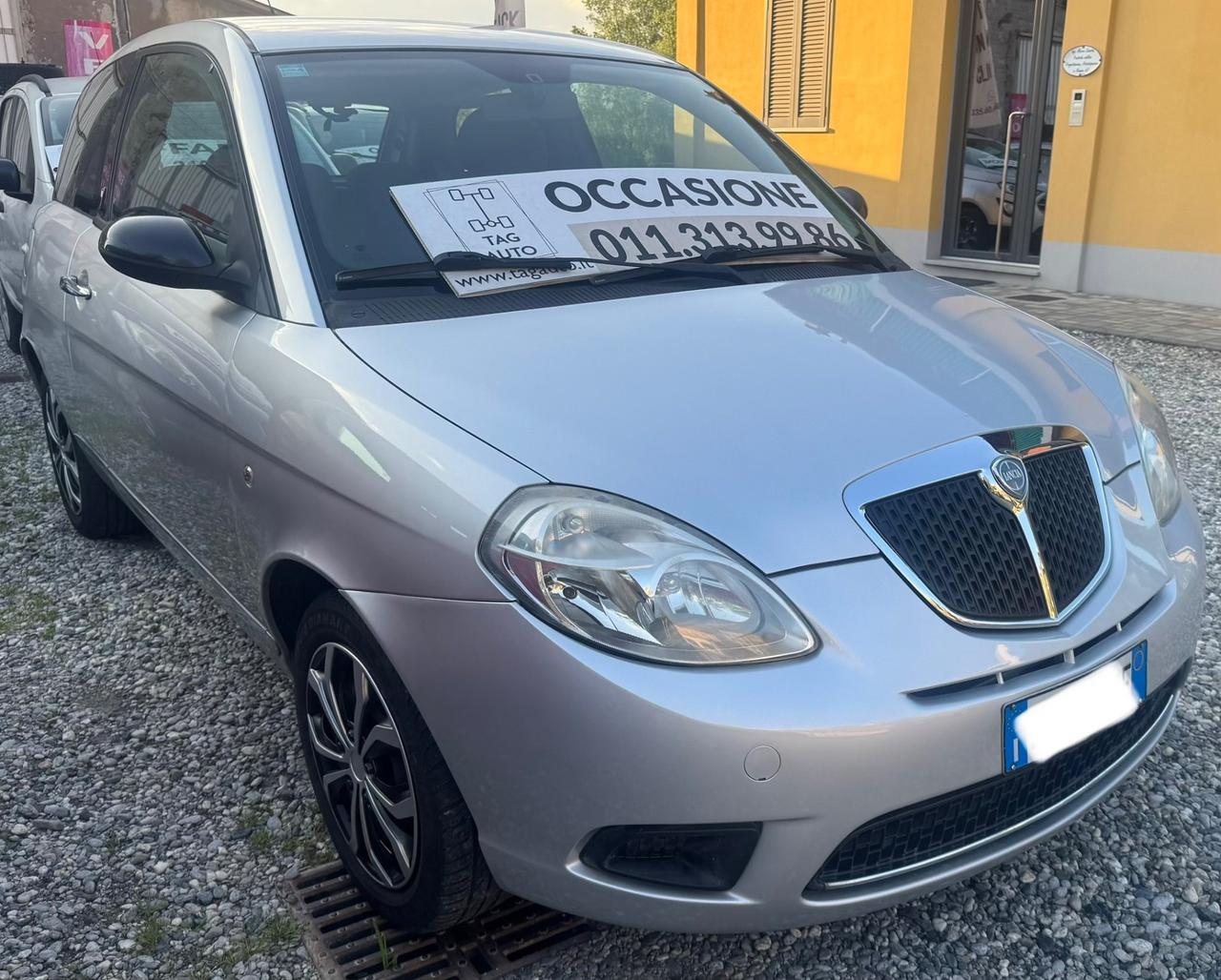 Lancia Ypsilon 1.2 benzina 89.000 km unico proprietario