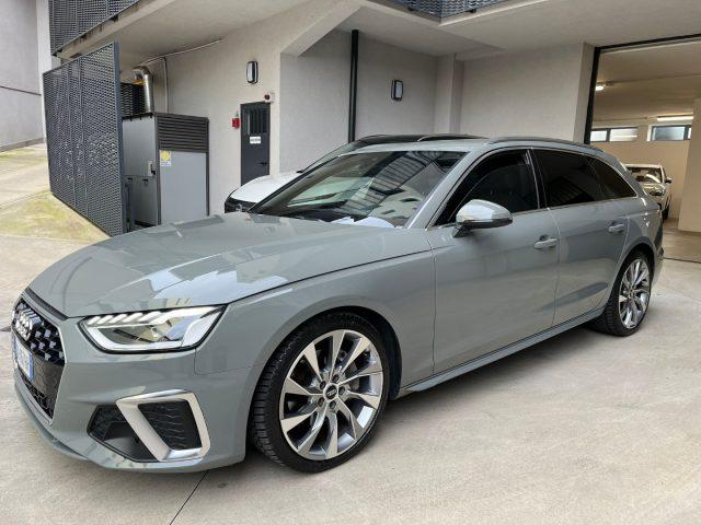 AUDI A4 Avant 40 TDI S tronic S line edition
