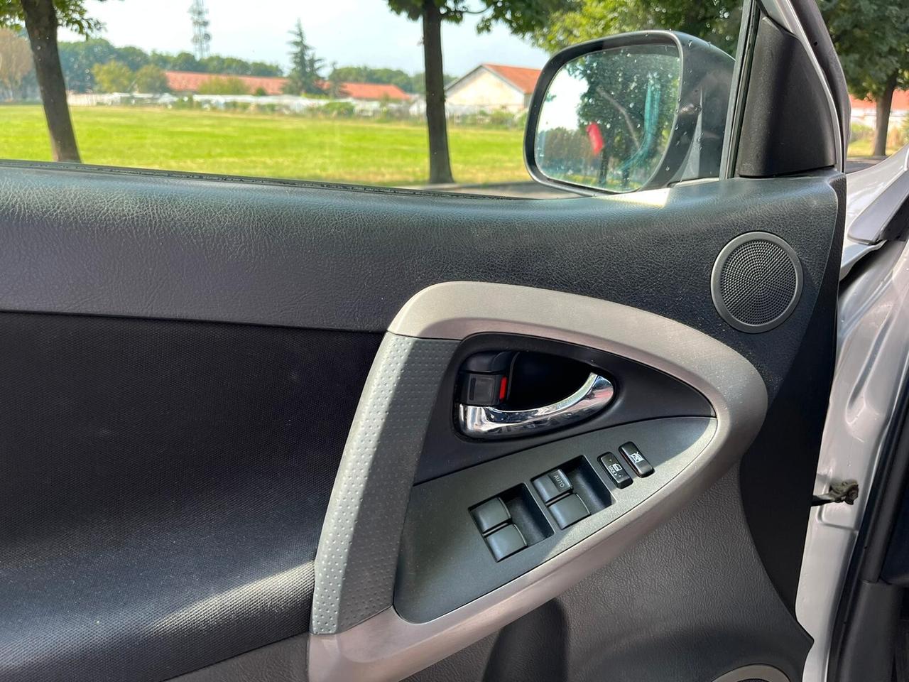 Toyota RAV 4 RAV4 2.2 D-4D 136 CV