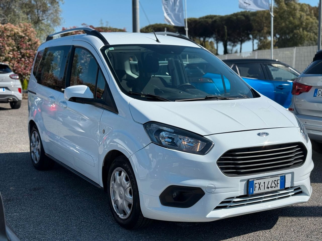 Ford Tourneo Courier 2019 photo 3