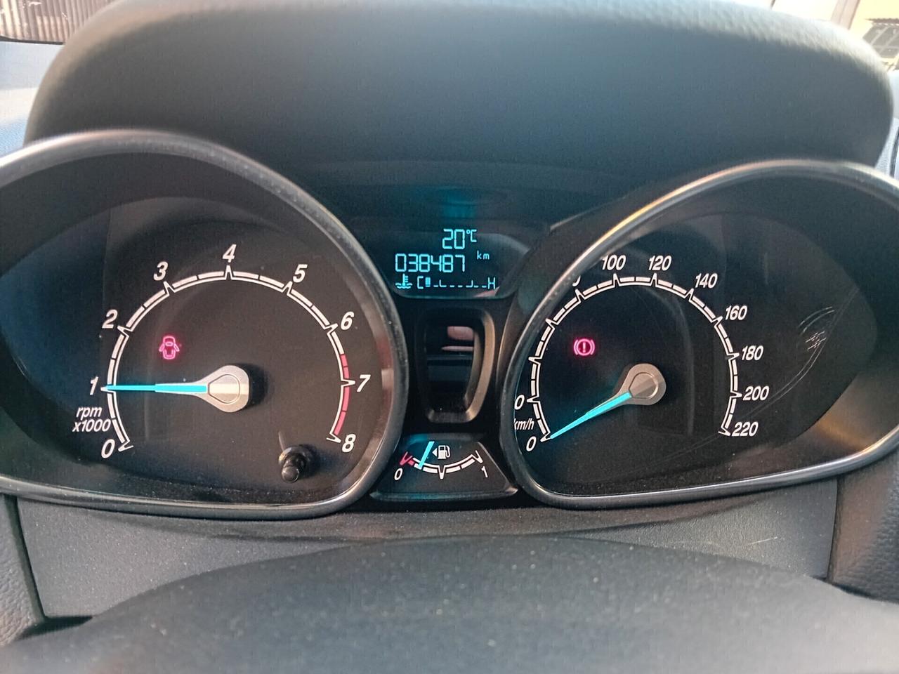 Ford B-Max 1.0 EcoBoost 100 CV Titanium X