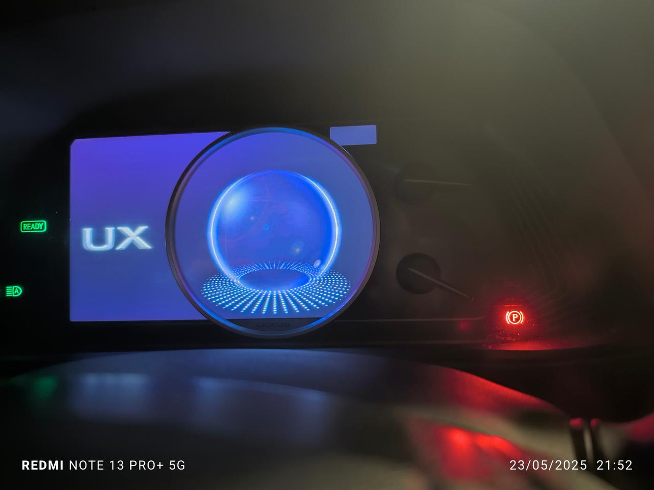 Lexus UX Hybrid Business Full Optional