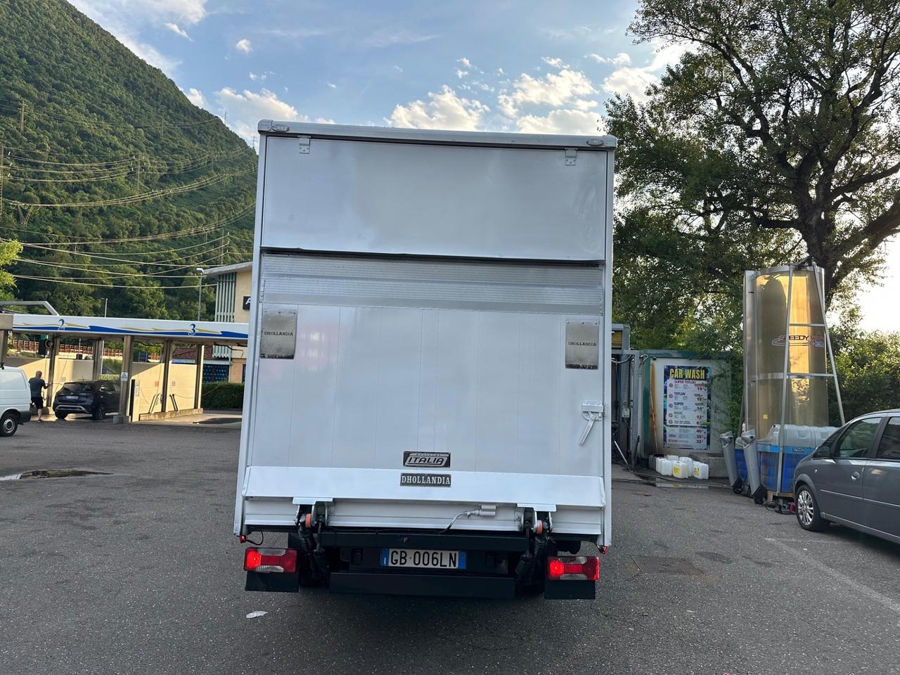 FORD TRANSIT 350 2.2 TDCI CON SPONDA IDRAULICA