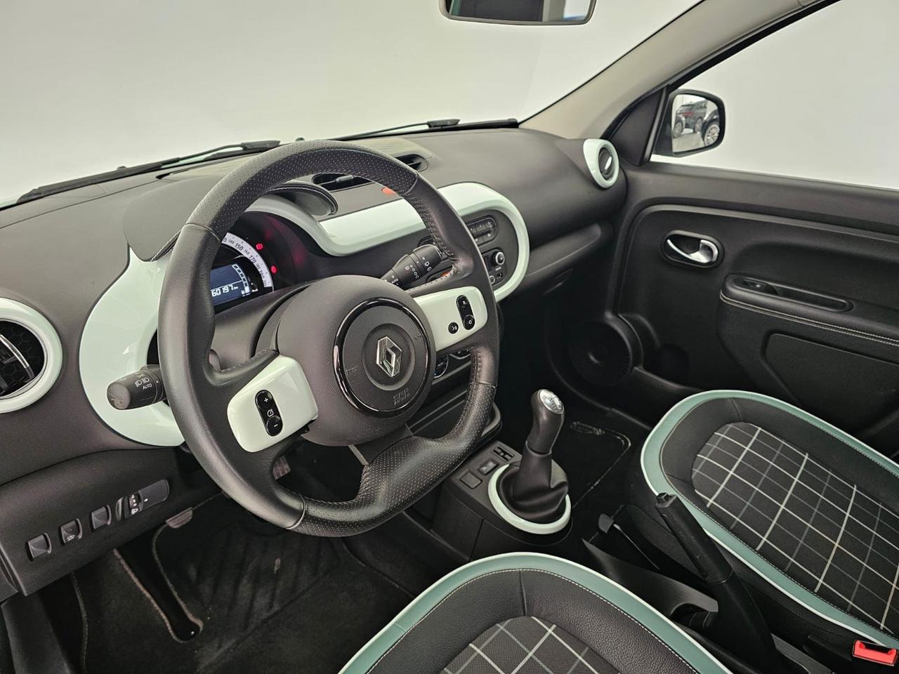 RENAULT TWINGO PARISIENNE CABRIO
