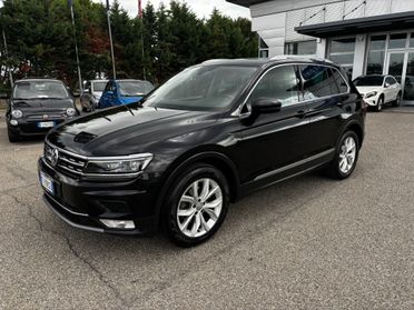 Volkswagen Tiguan 2.0 TDI SCR DSG Executive BlueMotion Technology - 2016