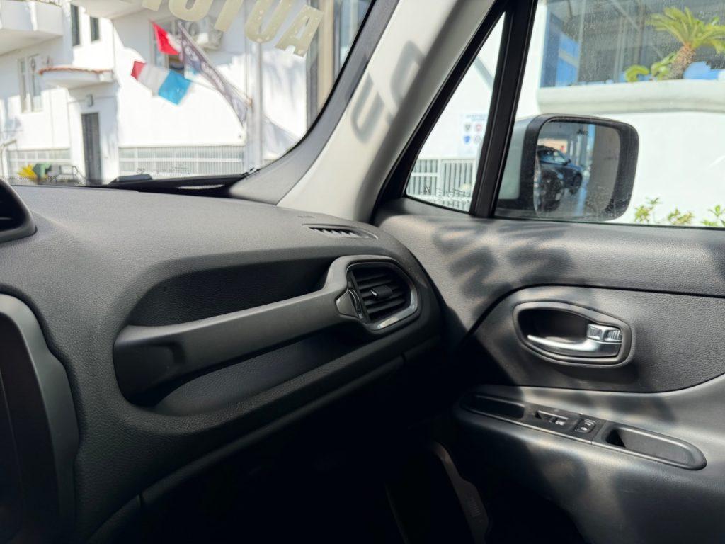 Jeep Renegade 1.5 Turbo T4 MHEV Limited tua da €199,00 mensili