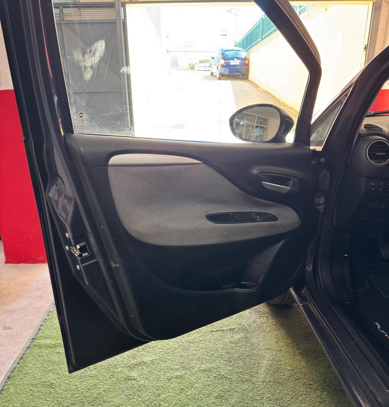 FIAT PUNTO EVO ,100000 CHILOMETRI,UNICO PROPRIETARIO