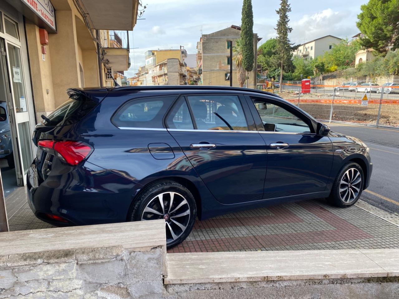 Fiat Tipo 1.6 Mjt 120cv SW Lounge - 2017