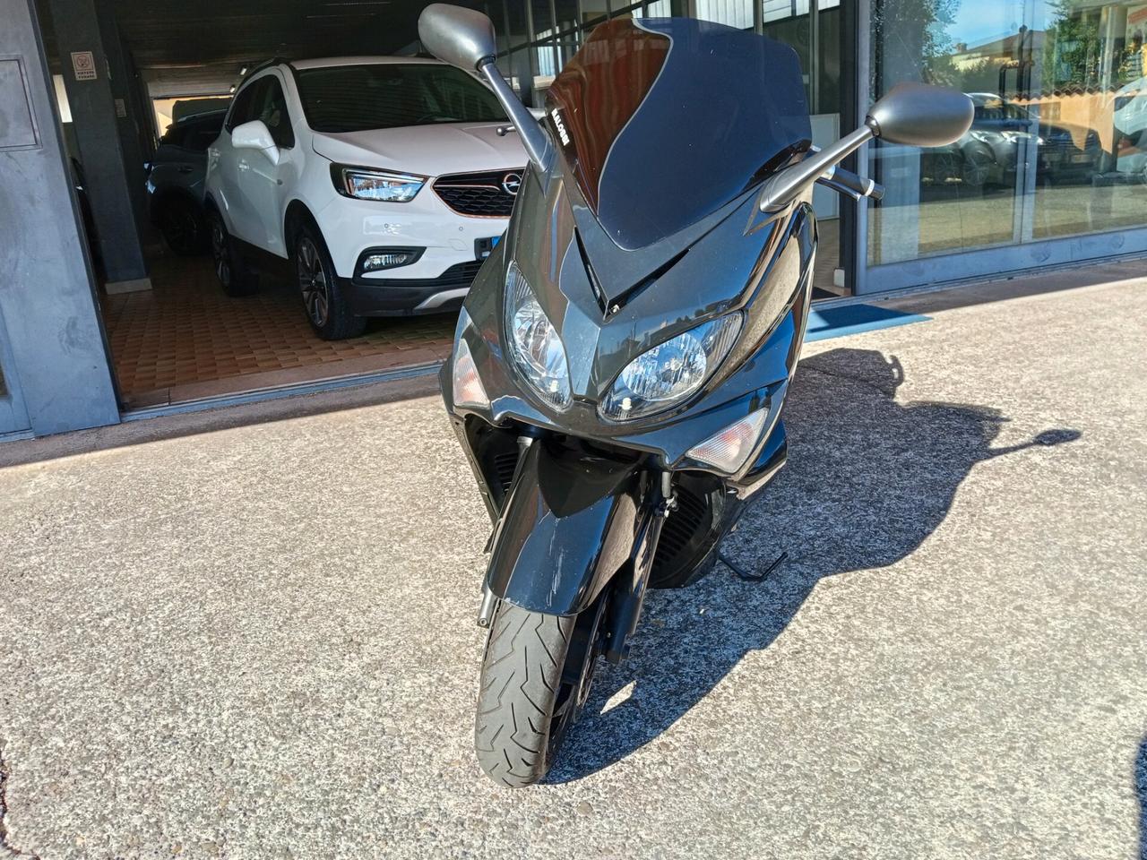 Yamaha T Max 500