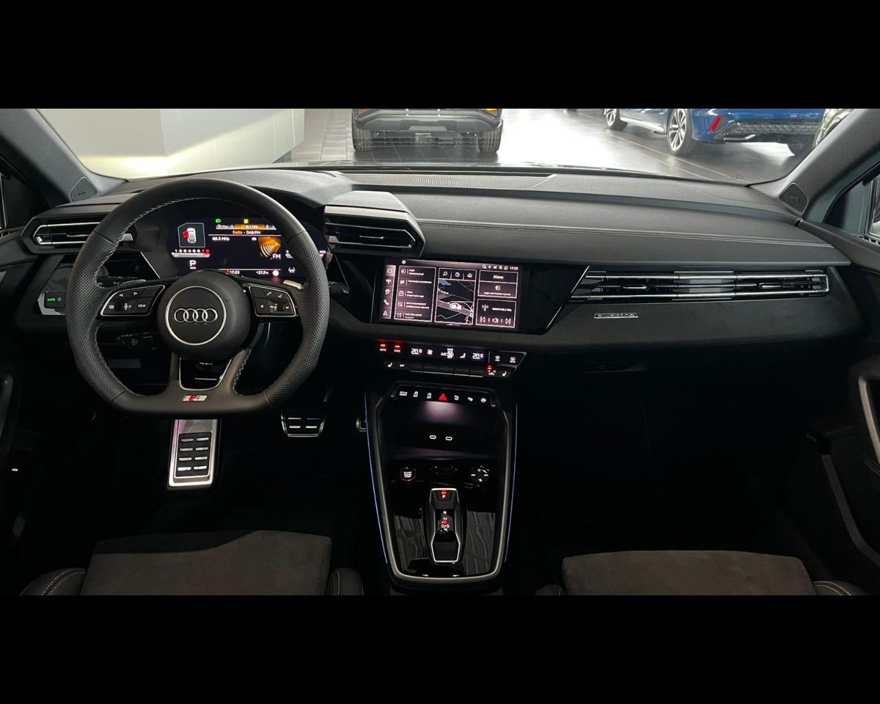 AUDI Audi S3 Sportback sport attitude TFSI 245 kW S tronic