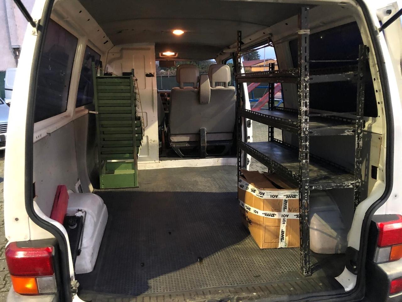 Volkswagen Transporter Transp. 2.5 TDI/88CV cat Furgone Vtr.