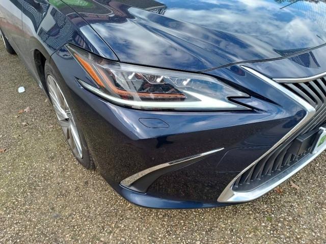 Lexus ES 300h 2.5 Luxury cvt