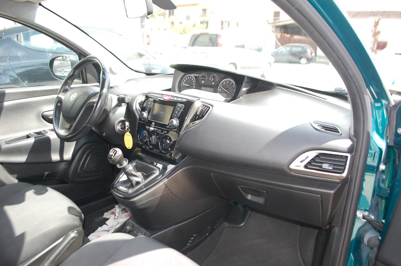 Lancia Ypsilon 1.2 69CV Gold S&S Bluetooth Uff Italy USB Clima