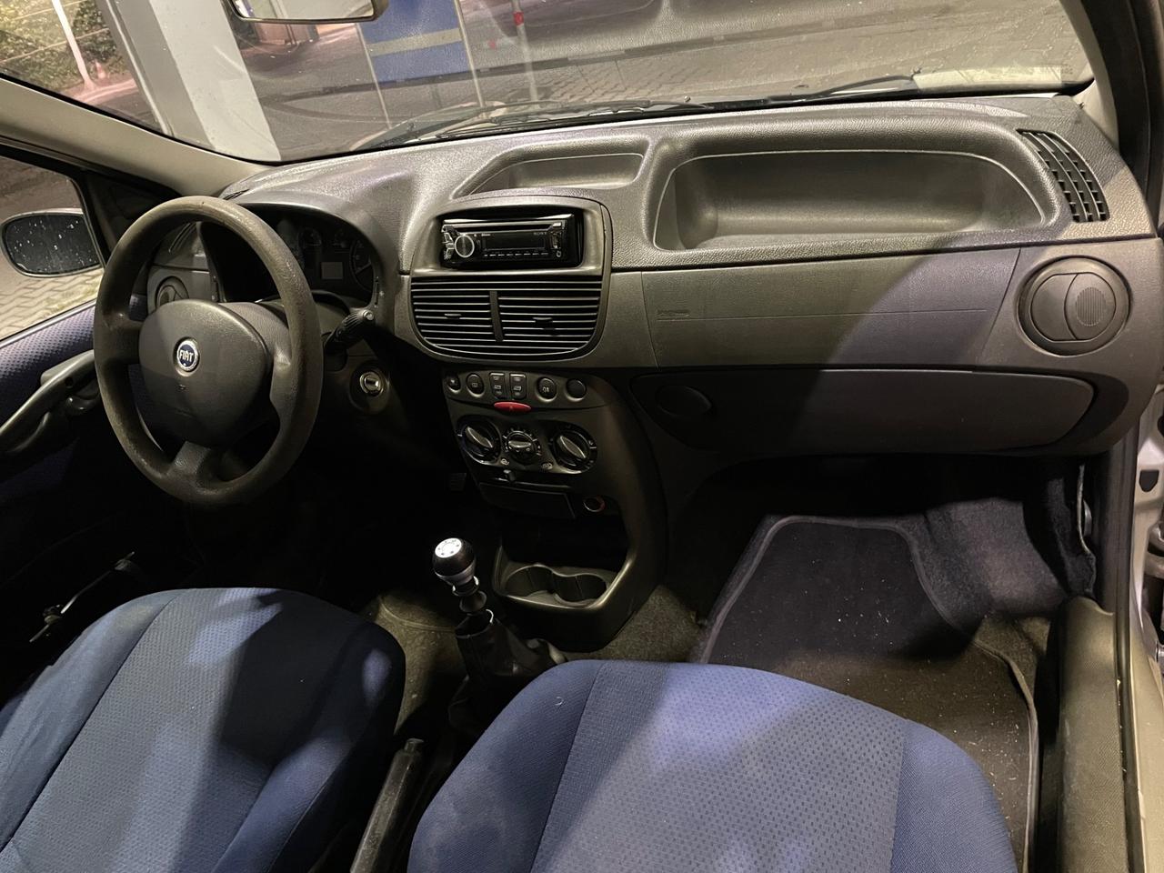 FIAT PUNTO 1.2 BENZINA NEOPATENTATI 170.000 KM.