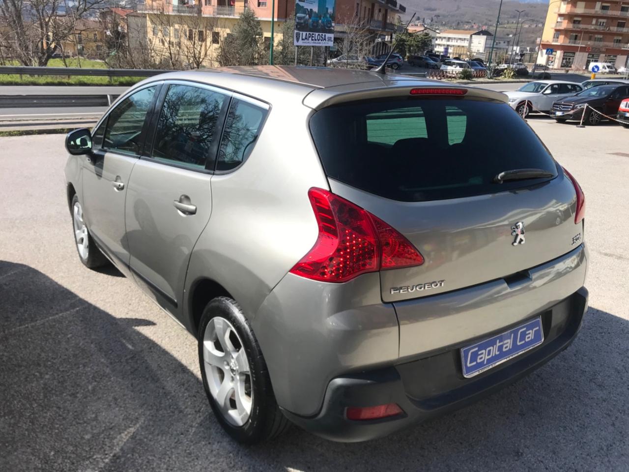 Peugeot 3008 1.6 HDi 110CV Outdoor