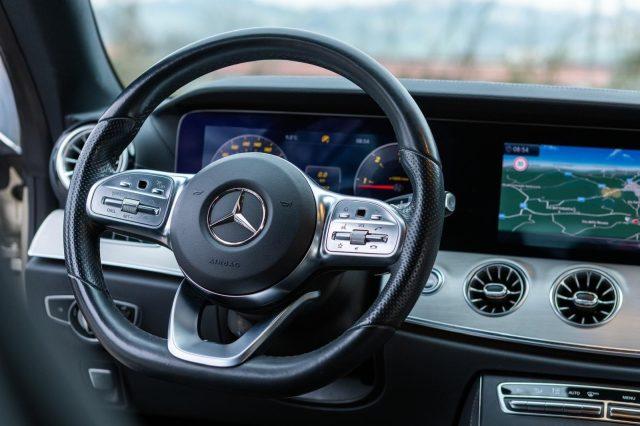 MERCEDES-BENZ E 220 d 4Matic Premium Plus