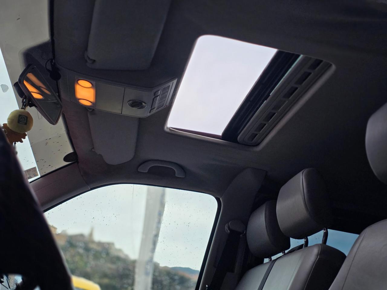 Volkswagen Transporter 2.0 TDI 102CV PL Kombi