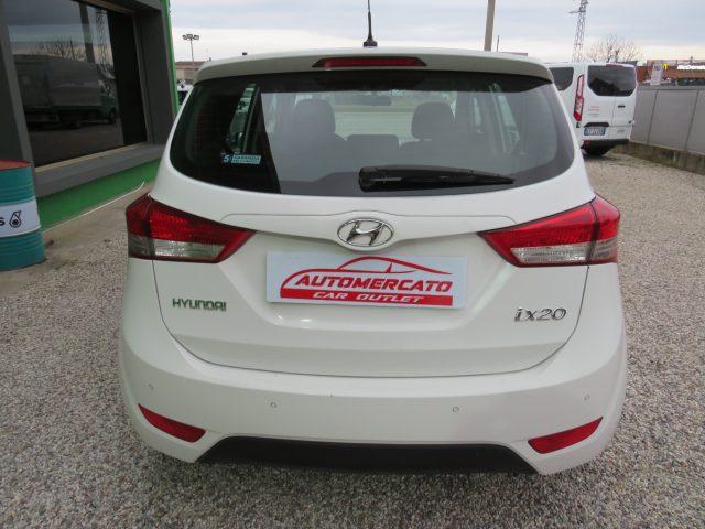 HYUNDAI iX20 1.4 90 CV APP MODE