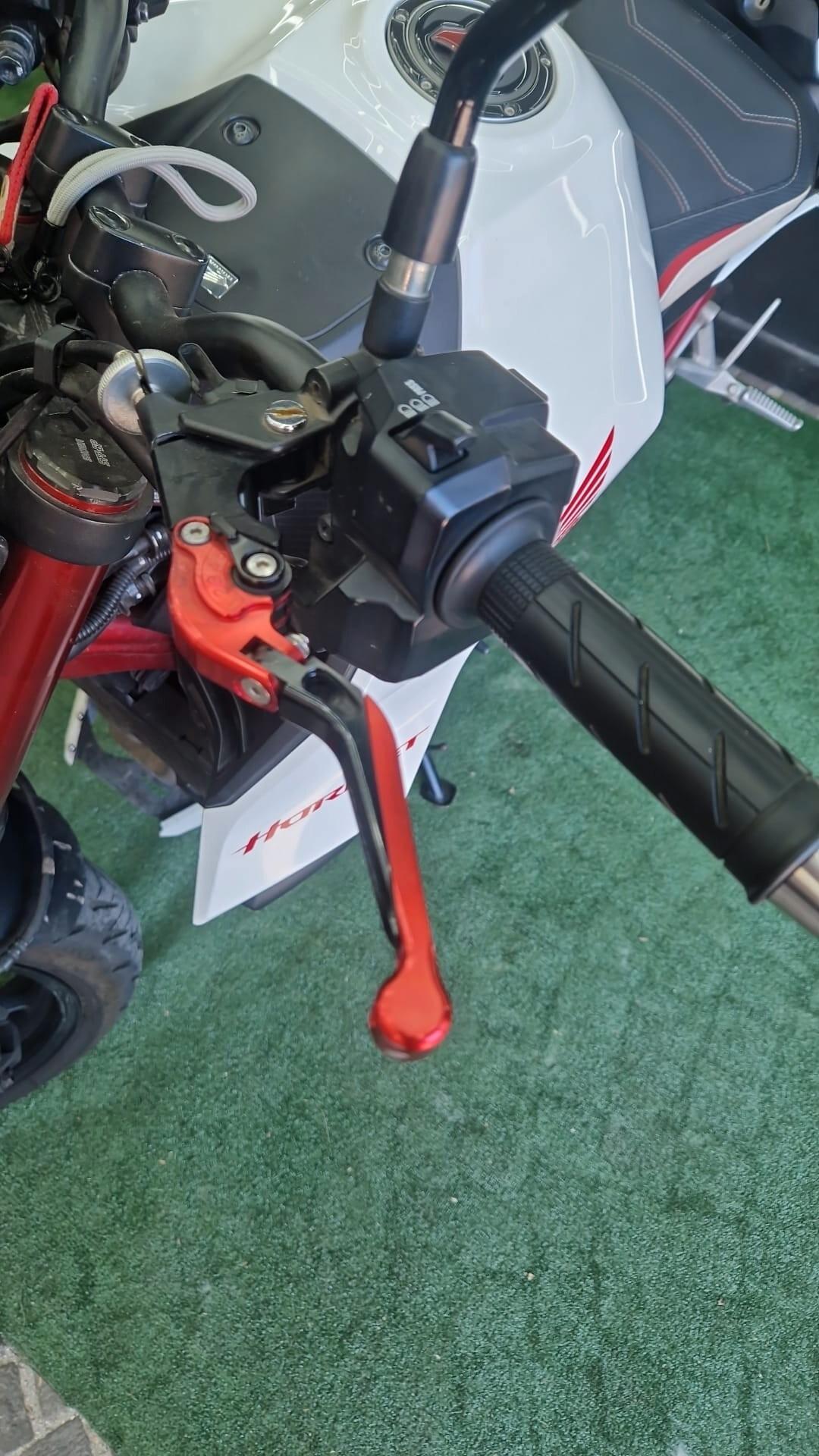 Honda Hornet 750