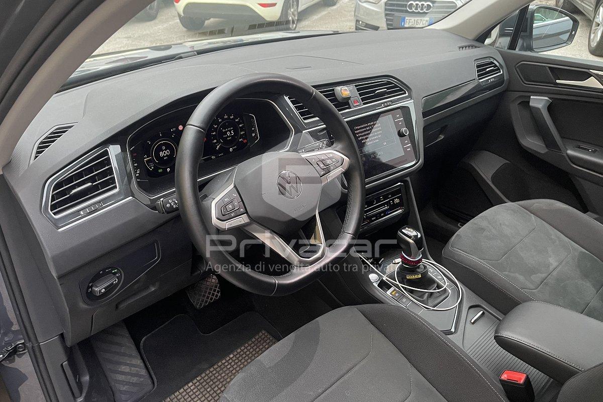 VOLKSWAGEN Tiguan 2.0 TDI 150 CV SCR DSG R-Line