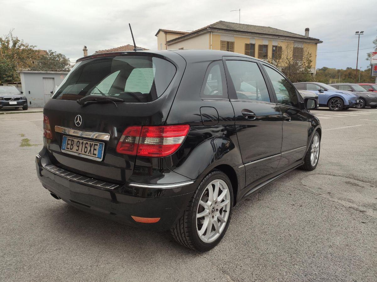 MERCEDES - Classe B - 180 CDI Sport