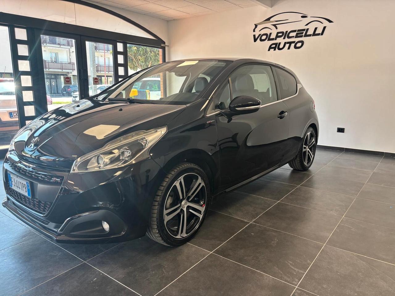 PEUGEOT 208 ANNO 2017 BZ 1.2 GT LINE ADATTA NEOPATENTATI KM 134 MILA