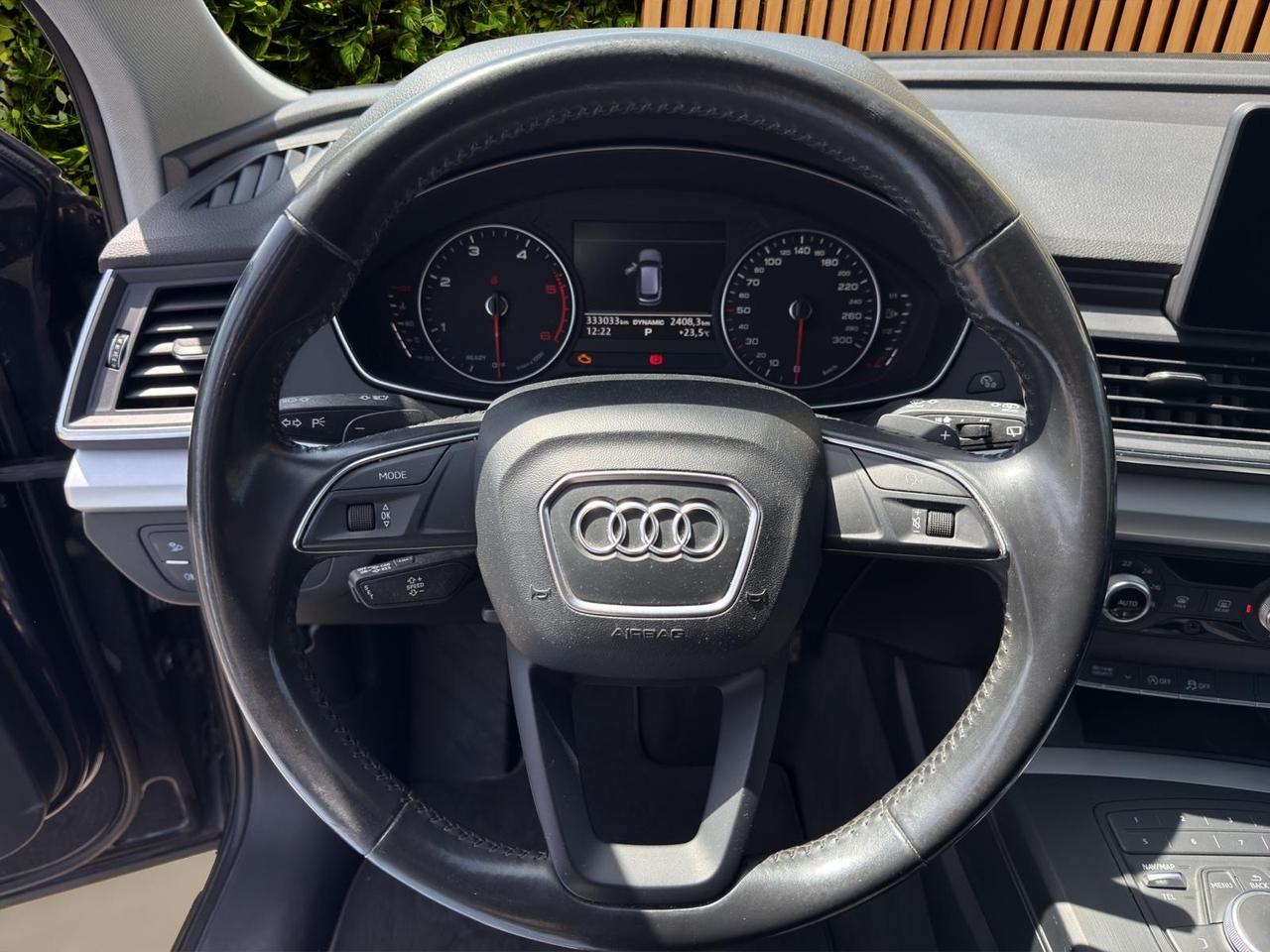 Audi Q5 2.0 TDI quattro S tronic Business Sport