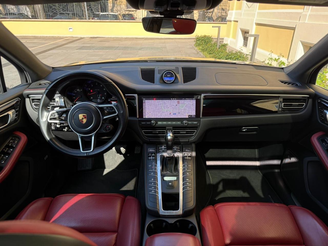 Porsche Macan 2.0 Tetto Pano FULL OPTIONAL IVA ESPOSTA