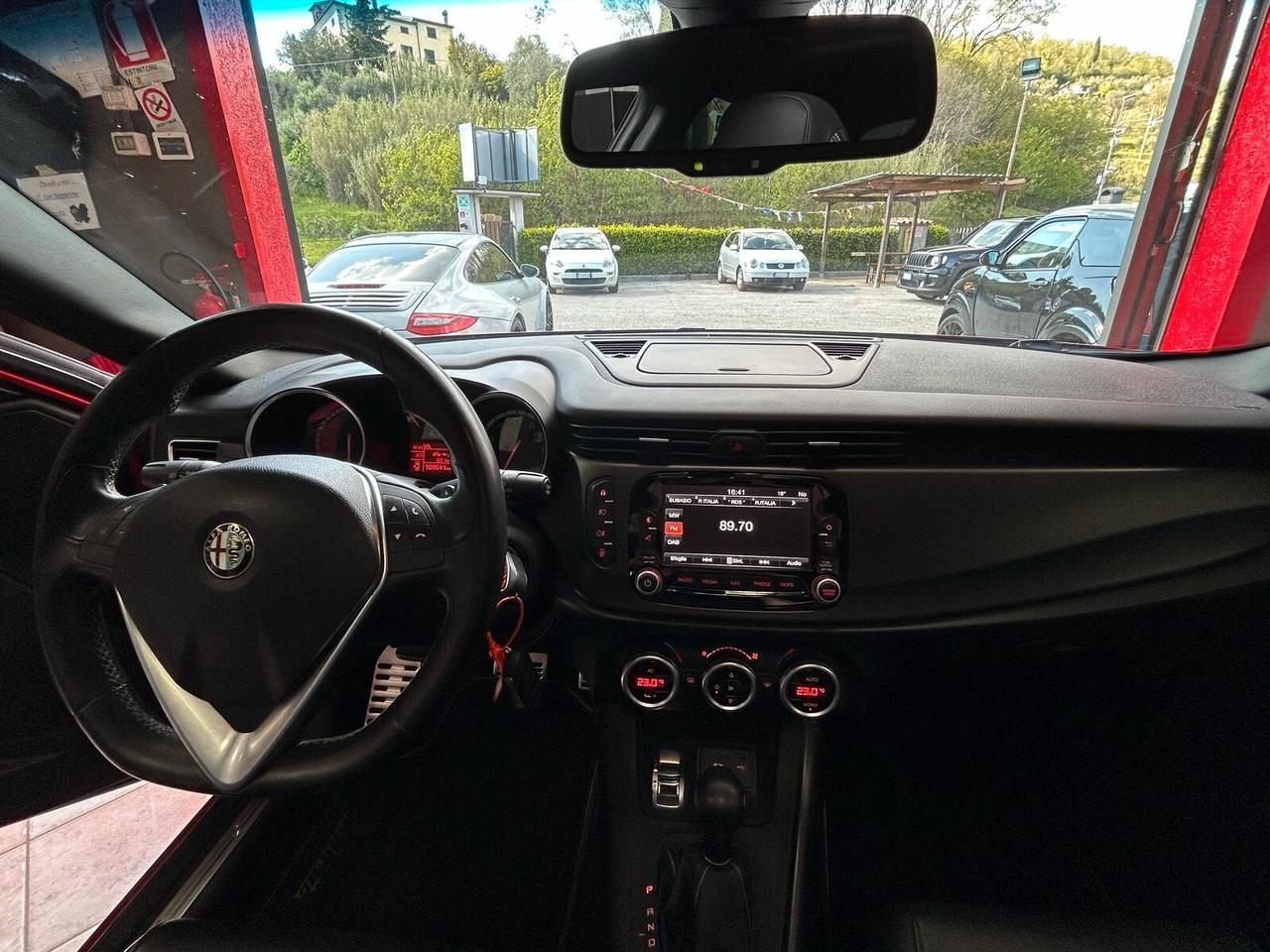 Alfa Romeo Giulietta 1750 Turbo TCT Quadrifoglio Verde