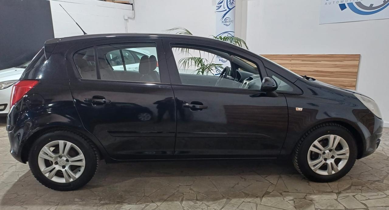 Opel Corsa 1.2 5 porte Benzina - 2007