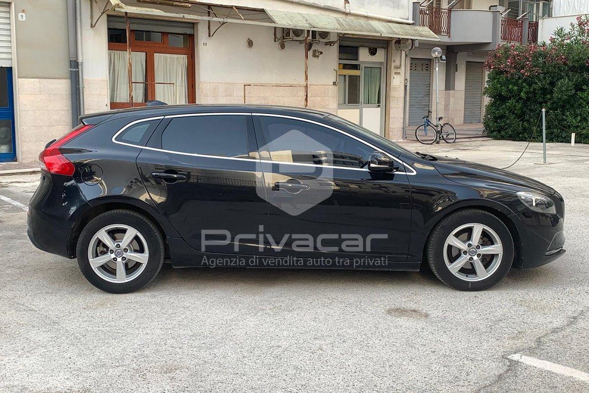 VOLVO V40 D2 1.6 Kinetic