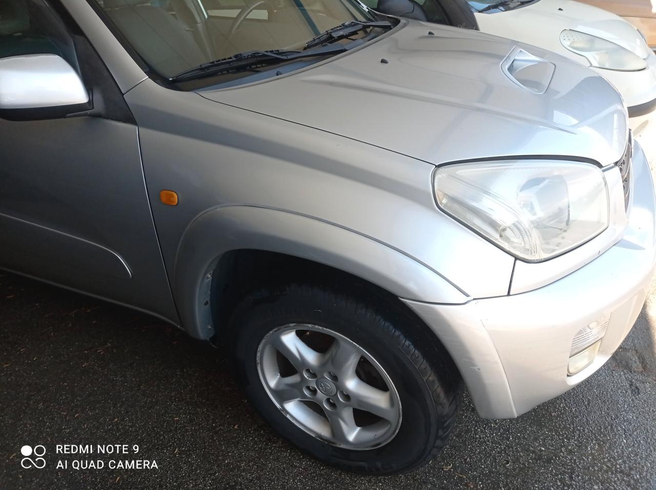 Toyota RAV 4 RAV4 2.0 Tdi D-4D cat 5 porte Sol