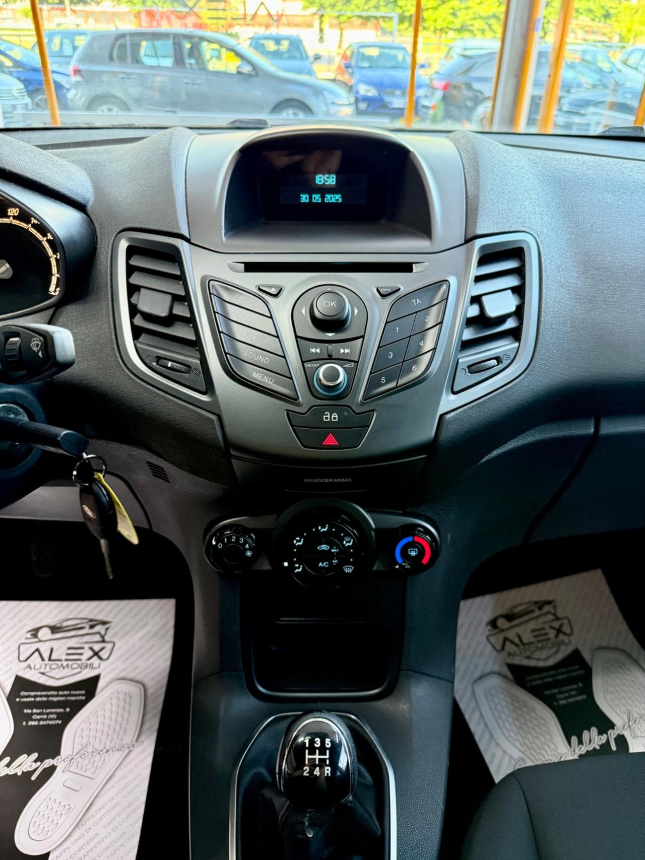 Ford Fiesta 1.5 TDCi 75CV Neopatentati