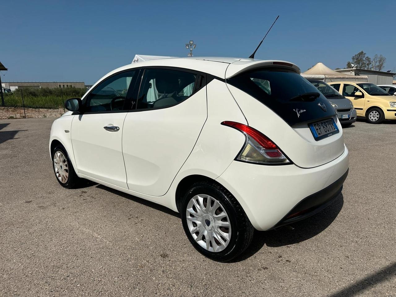 Lancia New Ypsilon 1.2 Benzina