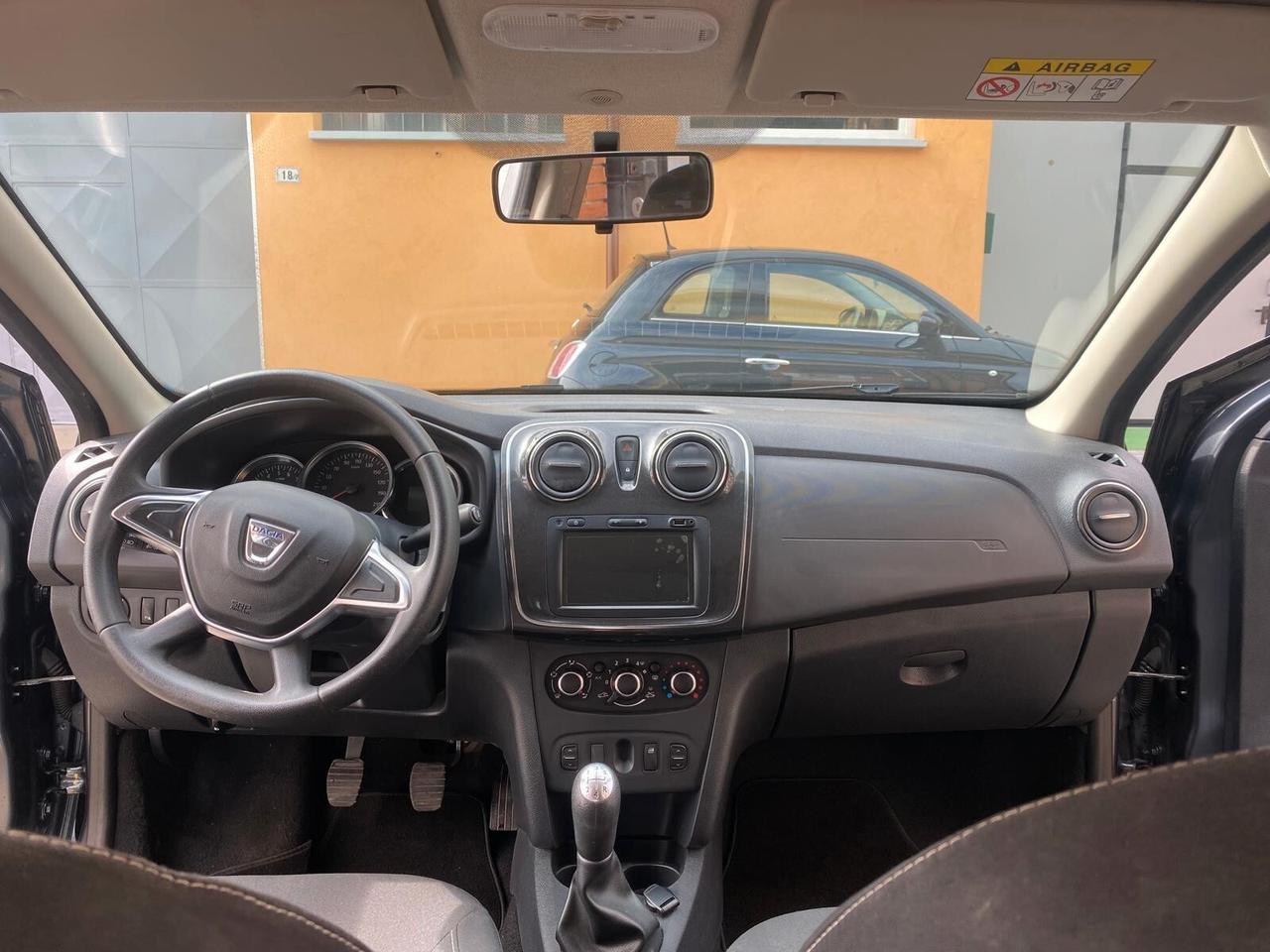Dacia Sandero Streetway Comfort 73cv - 1 PROPR. - OK NEOPATENTATI - GARANZIA 12 MESI