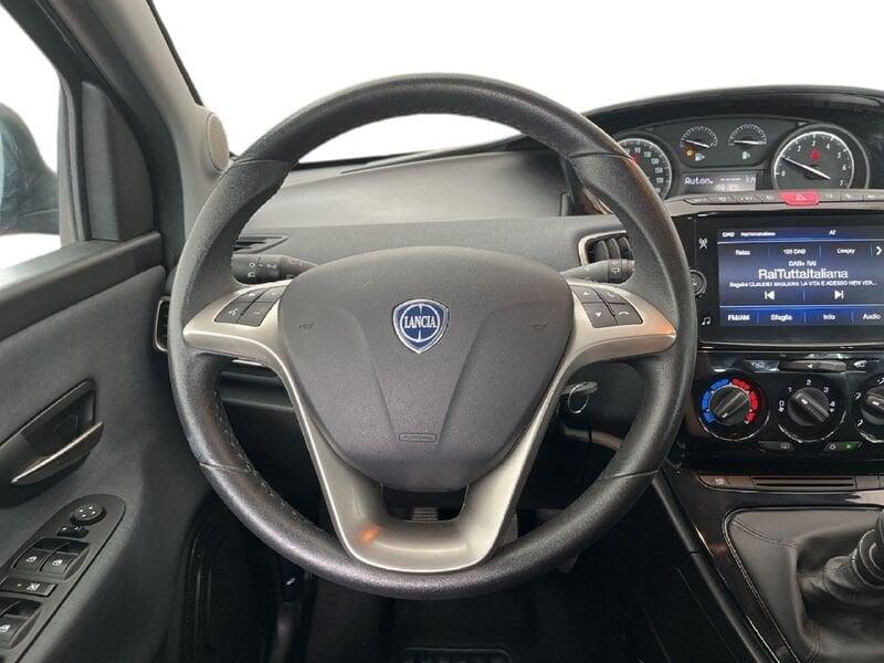 Lancia Ypsilon III 2021 1.0 firefly hybrid Gold s&s 70cv