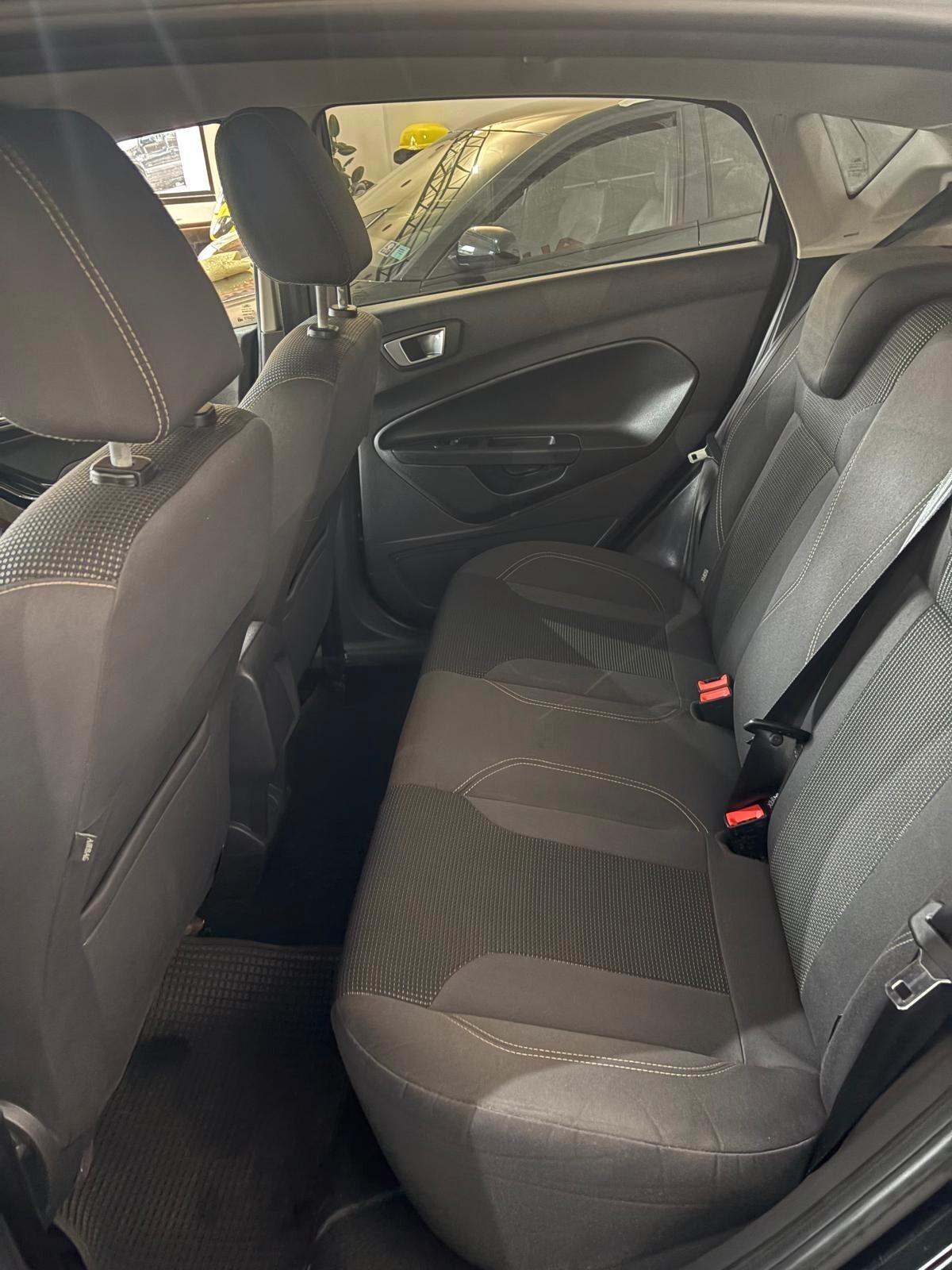 Ford Fiesta 1.4 5 porte Bz.- GPL Black & White Edition