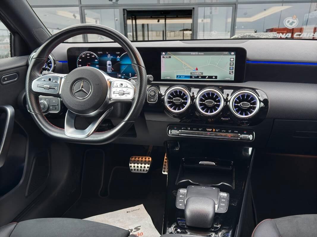 Mercedes Classe A 180 AMG Line Premium Plus auto Con NAVIGATORE