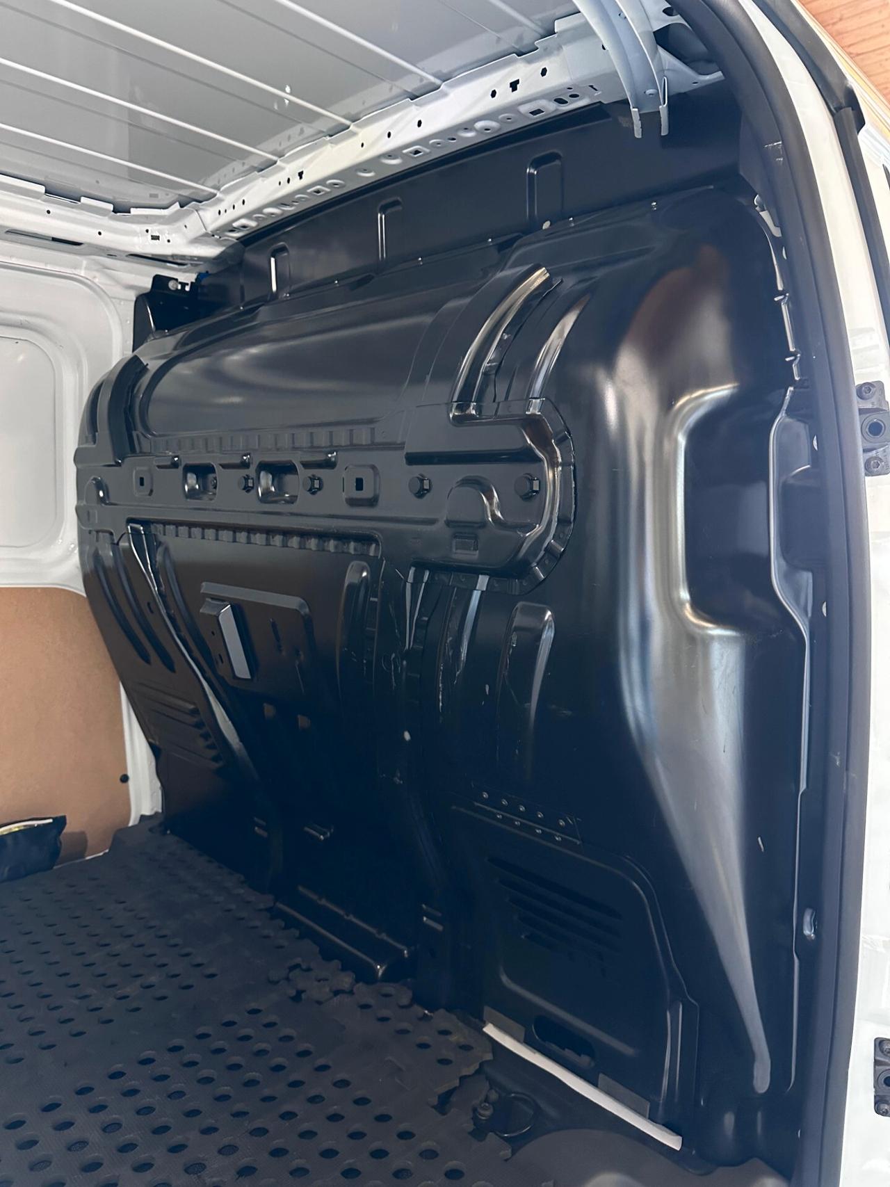 Ford Transit Connect 210 1.5 TDCi 100CV PL Furgone Trend 3Posti