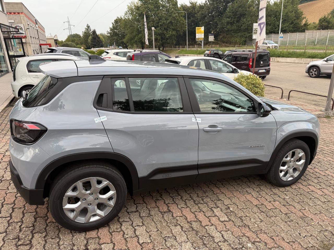 Jeep Avenger 1.2 Turbo 110 CV MHEV Altitude