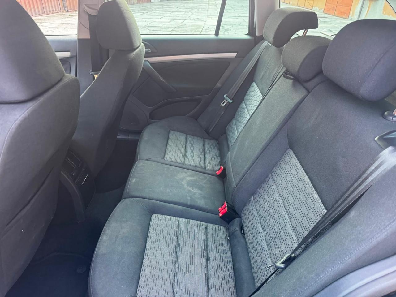 Skoda Octavia 1.6 TDI CR F.AP. Wagon Elegance