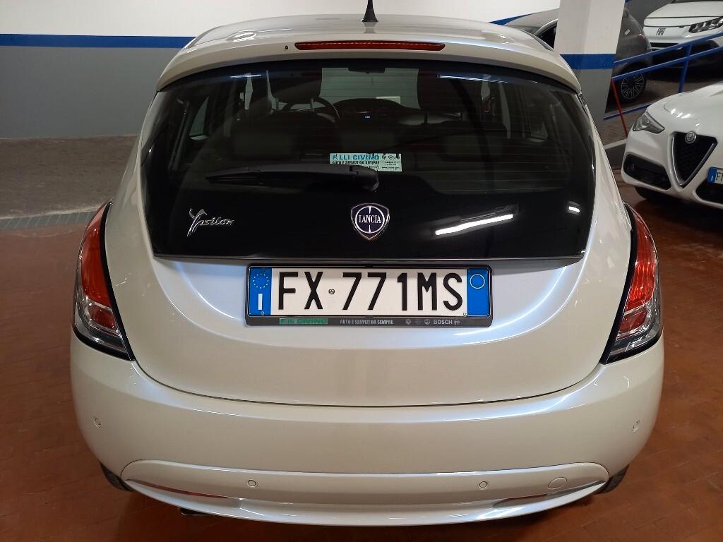 Lancia Ypsilon 1.2 69 CV 5 porte S&S Gold